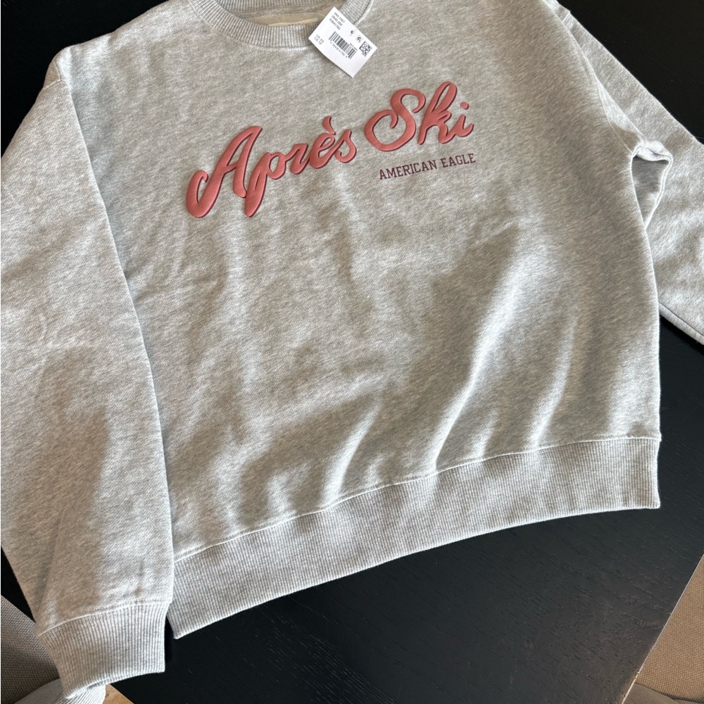 American Eagle Outfitters Gray Sweater with Pink Appliqué